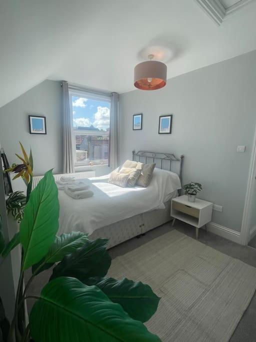 Casa de Férias Three Storey Clifton Town House *